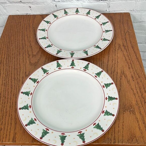 Set B- “Magic of Santa” Set 2-Christmas Dinner Plates By Sakura by Debbie Mumm - Picture 1 of 4